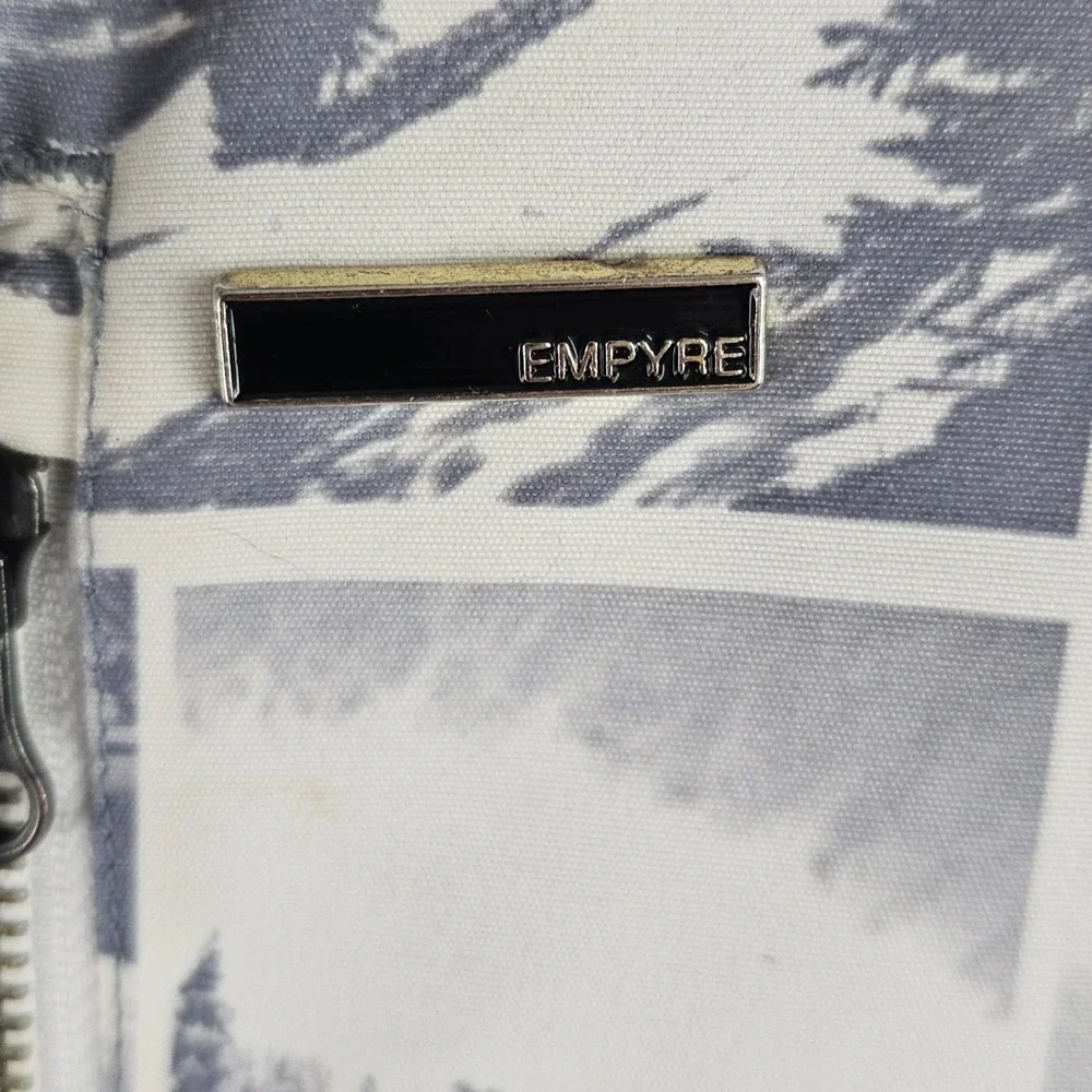 Empyre couple small